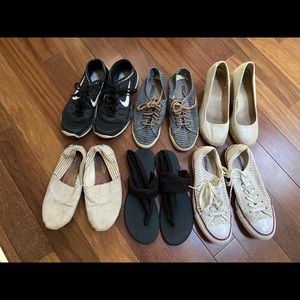 @sanjanapytal Used shoes sz 7 and Lularoe leggings